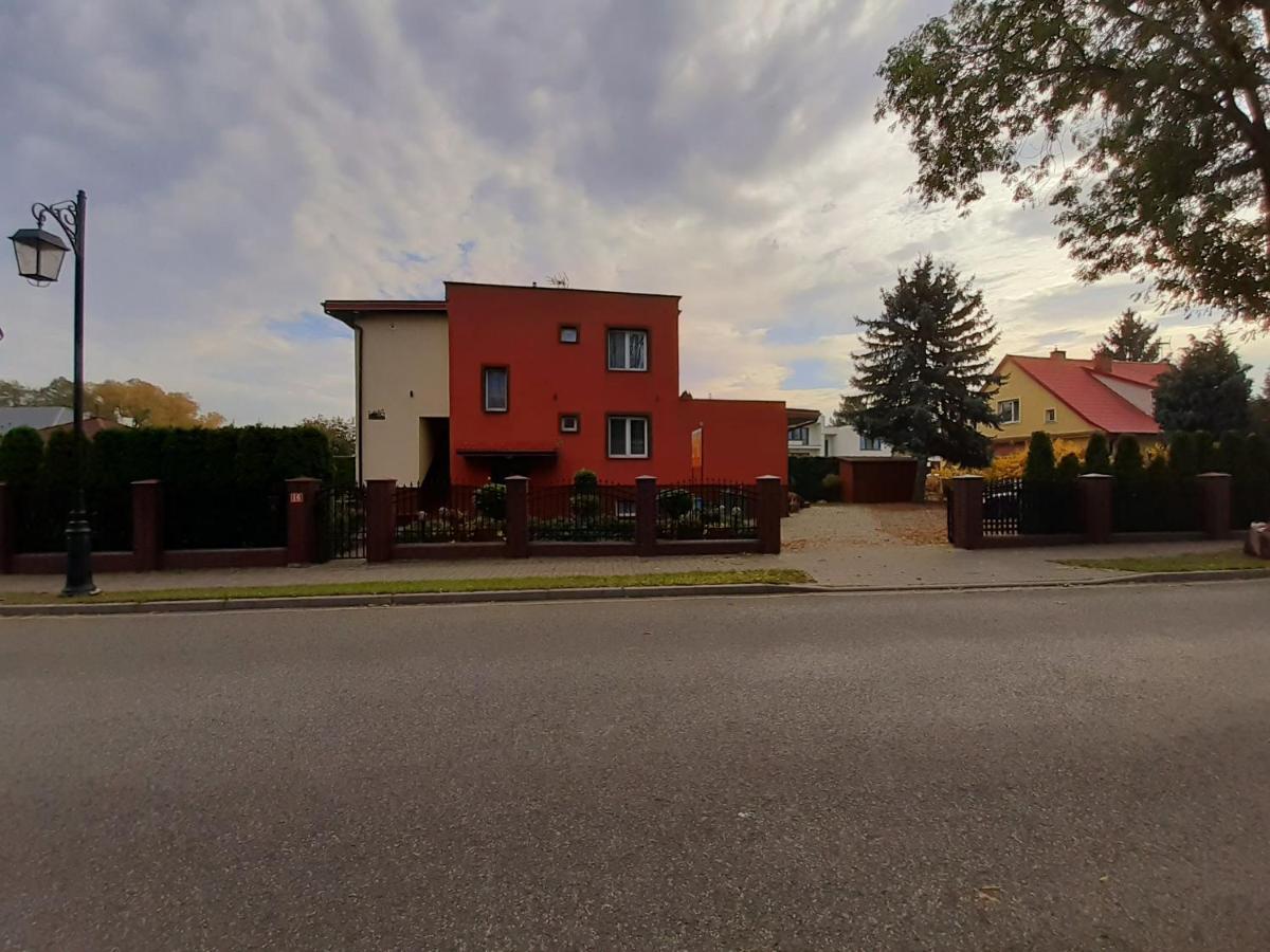 Pokoje Goscinne "Lenka" Ciechocinek Exterior photo